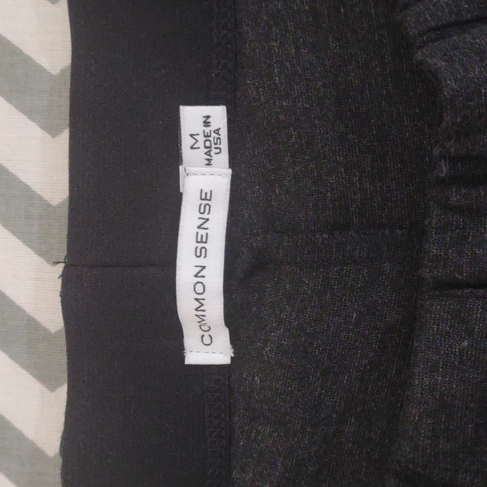 Common Sense straight leg stretch ankle pants Size M Charcoal. Made in the USA - Picture 3 of 7